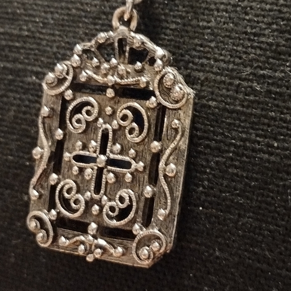 Sterling and lapis large pendant necklace - Picture 15 of 16